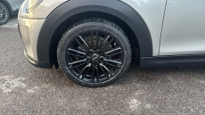 MINI Hatchback 1.5 Cooper Exclusive 3dr Petrol Hatchback